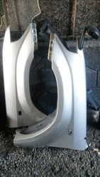 Крыло переднее на Toyota Land Cruiser Prado 95    